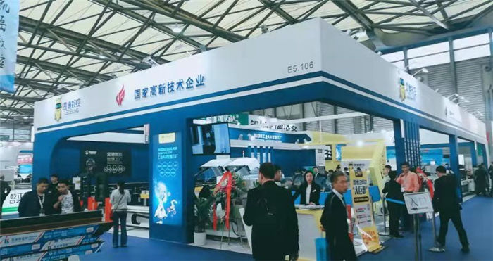 热烈祝贺2019中国国际门窗幕墙博览会在上海新国际博览中心隆重开幕! 热烈祝贺2019中国国际门窗幕墙博览会在上海新国际博览中心隆重开幕!