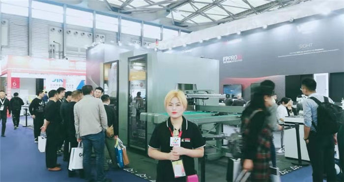 热烈祝贺2019中国国际门窗幕墙博览会在上海新国际博览中心隆重开幕! 热烈祝贺2019中国国际门窗幕墙博览会在上海新国际博览中心隆重开幕!