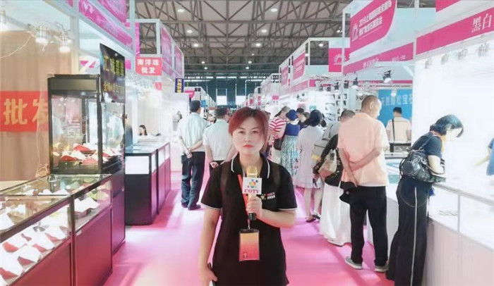 热烈祝贺2019第五届上海国际珠宝首饰展览会在上海新国际博览中心 隆重开幕! 热烈祝贺2019第五届上海国际珠宝首饰展览会在上海新国际博览中心 隆重开幕!