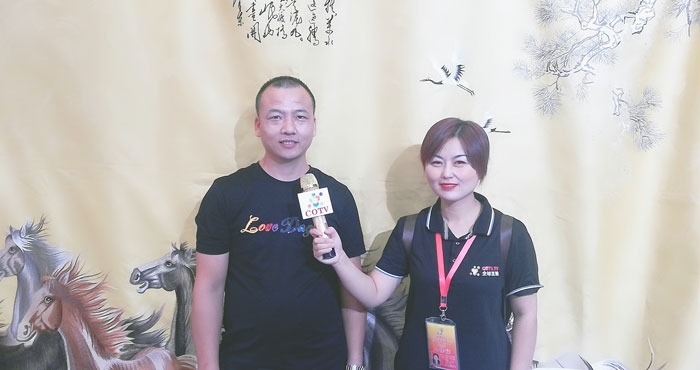 热烈祝贺2019第二十八届中国(上海)国际墙纸、墙布窗帘暨家居软装饰展在上海新国际博览中心隆重开幕! 热烈祝贺2019第二十八届中国(上海)国际墙纸、墙布窗帘暨家居软装饰展在上海新国际博览中心隆重开幕!