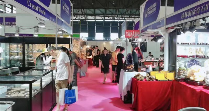热烈祝贺2019第五届上海国际珠宝首饰展览会在上海新国际博览中心 隆重开幕! 热烈祝贺2019第五届上海国际珠宝首饰展览会在上海新国际博览中心 隆重开幕!