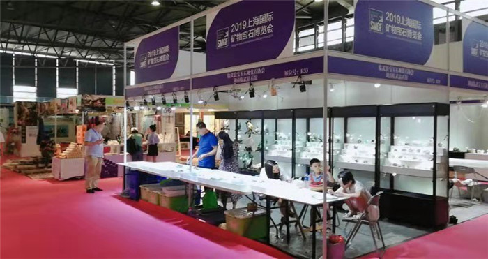 热烈祝贺2019第五届上海国际珠宝首饰展览会在上海新国际博览中心 隆重开幕! 热烈祝贺2019第五届上海国际珠宝首饰展览会在上海新国际博览中心 隆重开幕!