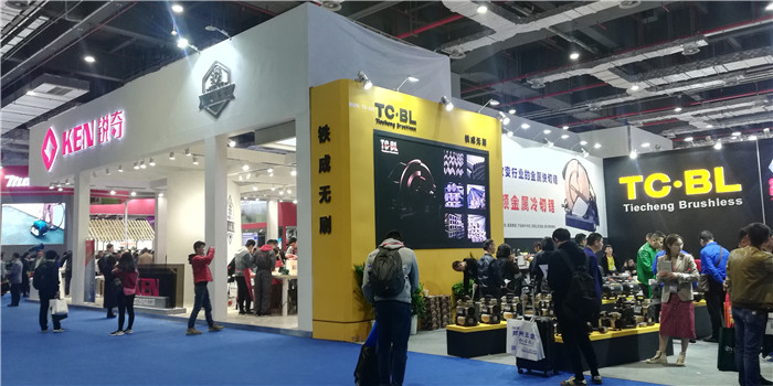 2019上海春季第三十三届中国国际五金博览会于2019年4月1日-4月3日在上海国家会展中心隆重开幕! 2019上海春季第三十三届中国国际五金博览会于2019年4月1日-4月3日在上海国家会展中心隆重开幕!