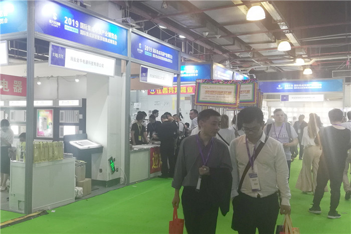 2019第五届中国(嘉兴)国际集成吊顶产业博览会于2019年5月30日-6月1日在嘉兴国际会展中心隆重开幕! 2019第五届中国(嘉兴)国际集成吊顶产业博览会于2019年5月30日-6月1日在嘉兴国际会展中心隆重开幕!