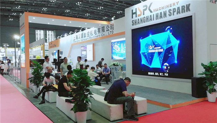热烈祝贺2019第十九届中国国际模具技术和设备展览会在上海国家会展中心隆重开幕! 热烈祝贺2019第十九届中国国际模具技术和设备展览会在上海国家会展中心隆重开幕!