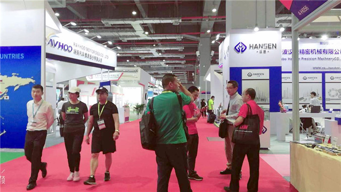 热烈祝贺2019第十九届中国国际模具技术和设备展览会在上海国家会展中心隆重开幕! 热烈祝贺2019第十九届中国国际模具技术和设备展览会在上海国家会展中心隆重开幕!