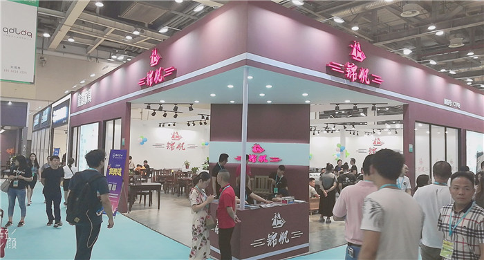 热烈祝贺2019第十一届苏州家具展览会在苏州国际博览中心隆重开幕! 热烈祝贺2019第十一届苏州家具展览会在苏州国际博览中心隆重开幕!