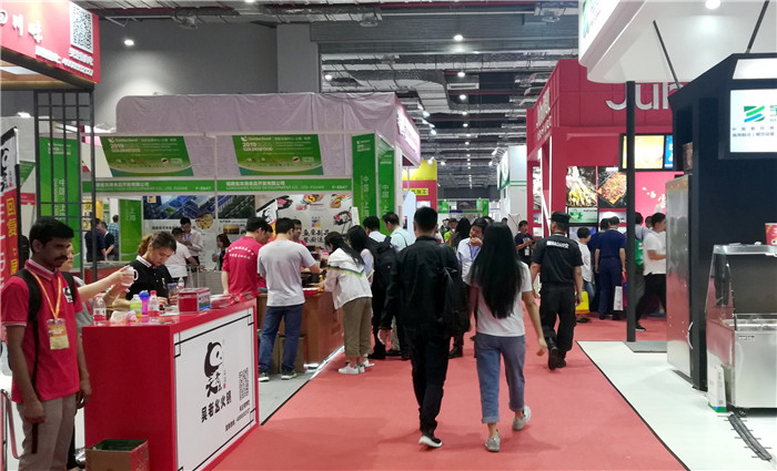 2019第五届上海国际糖酒商品交易会、第二十届上海国际葡萄酒及烈酒展览会在上海国家会展中心隆重开幕! 2019第五届上海国际糖酒商品交易会、第二十届上海国际葡萄酒及烈酒展览会在上海国家会展中心隆重开幕!