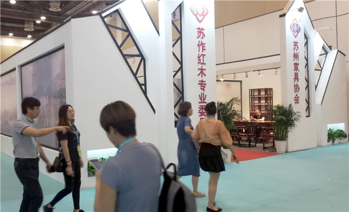 热烈祝贺2019第十一届苏州家具展览会在苏州国际博览中心隆重开幕! 热烈祝贺2019第十一届苏州家具展览会在苏州国际博览中心隆重开幕!