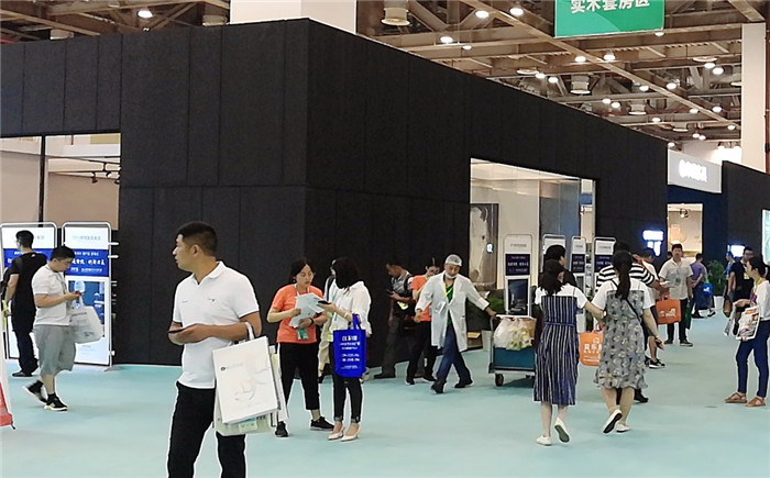 热烈祝贺2019第十一届苏州家具展览会在苏州国际博览中心隆重开幕! 热烈祝贺2019第十一届苏州家具展览会在苏州国际博览中心隆重开幕!