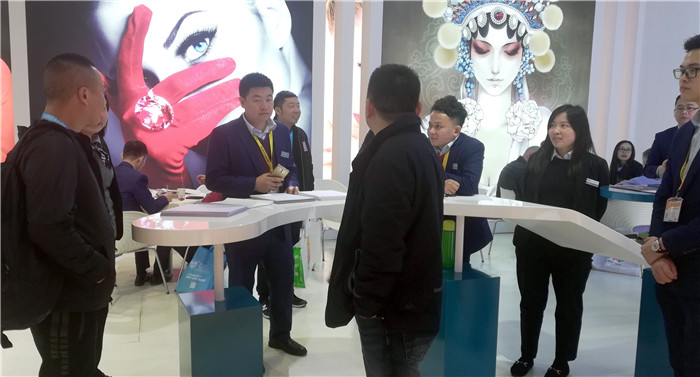 热烈祝贺2019上海国际广告节、2019上海国际广印展 盛大开幕! 热烈祝贺2019上海国际广告节、2019上海国际广印展 盛大开幕!