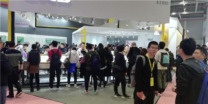 2019中国国际纺织面料及辅料 、纺织纱线、服装服饰博览会在上海国家会展中心隆重开幕! 2019中国国际纺织面料及辅料 、纺织纱线、服装服饰博览会在上海国家会展中心隆重开幕!