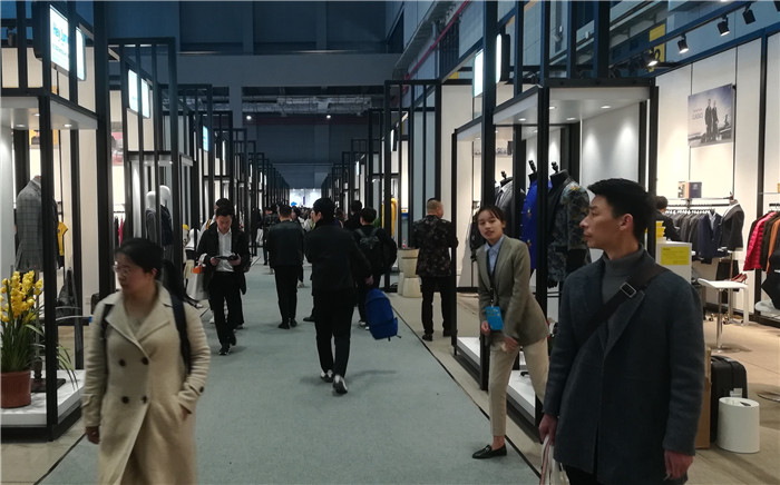 2019中国国际纺织面料及辅料 、纺织纱线、服装服饰博览会在上海国家会展中心隆重开幕! 2019中国国际纺织面料及辅料 、纺织纱线、服装服饰博览会在上海国家会展中心隆重开幕!