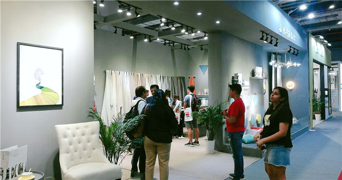 热烈祝贺2019中国国际家用纺织品及辅料(秋冬)博览会在上海国家会展中心隆重开幕! 热烈祝贺2019中国国际家用纺织品及辅料(秋冬)博览会在上海国家会展中心隆重开幕!