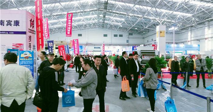 热烈祝贺2019第二十二届(义乌)国际墙体屋面材料生产装备展在浙江义乌国际博览中心隆重开幕! 热烈祝贺2019第二十二届(义乌)国际墙体屋面材料生产装备展在浙江义乌国际博览中心隆重开幕!