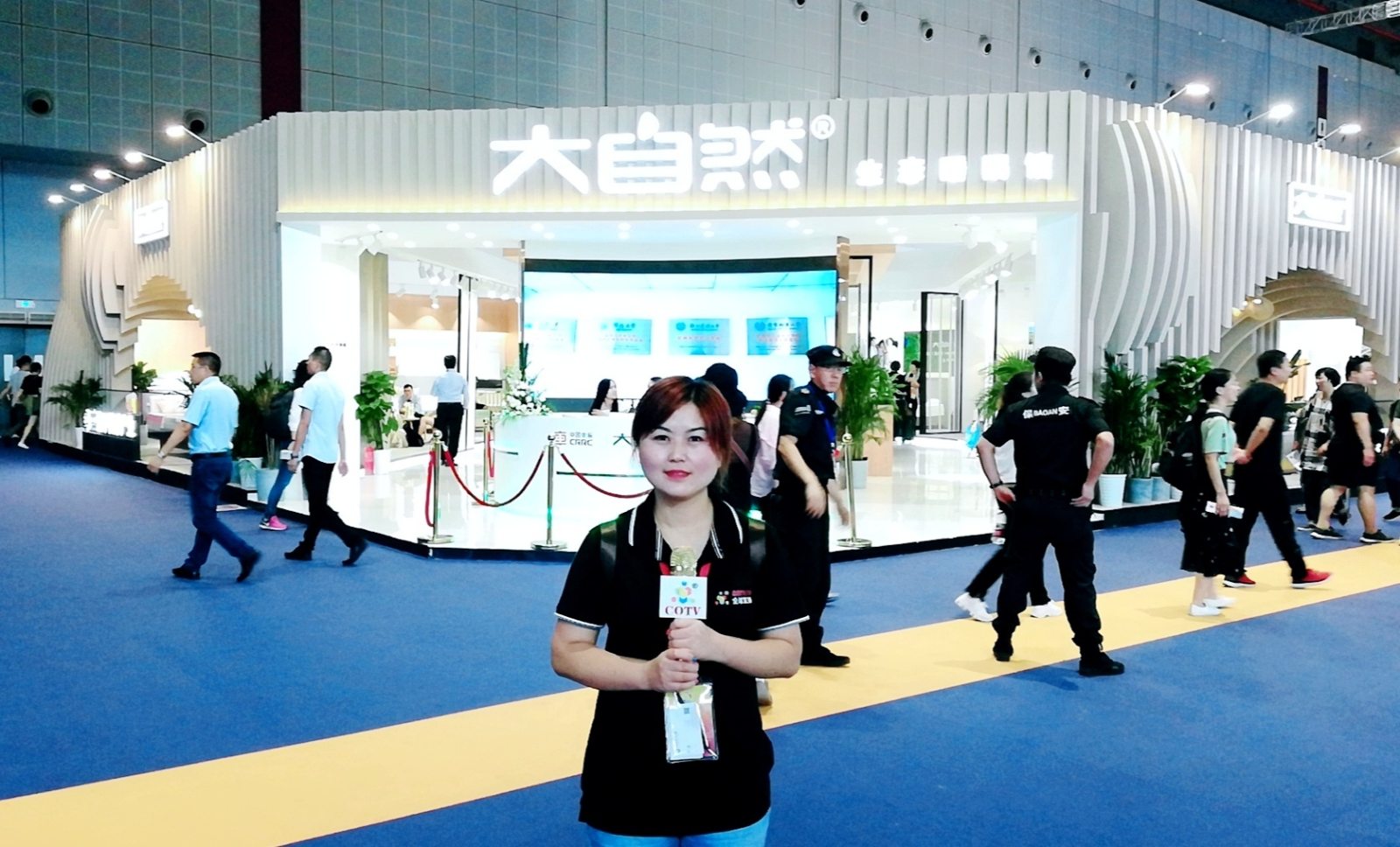 热烈祝贺2019中国上海国际家具建材博览会、木工机械设备及家具生产设备展在上海国家会展中心隆重开幕! 热烈祝贺2019中国上海国际家具建材博览会、木工机械设备及家具生产设备展在上海国家会展中心隆重开幕!