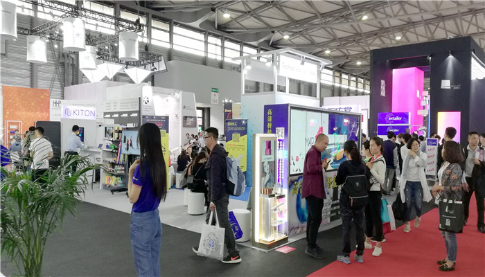 热烈祝贺2019上海国际酒店工程设计与用品博览会、上海国际清洁技术与设备博览会、上海国际零售业设计与设备展在上海新国际博览中心隆重开幕! 热烈祝贺2019上海国际酒店工程设计与用品博览会、上海国际清洁技术与设备博览会、上海国际零售业设计与设备展在上海新国际博览中心隆重开幕!