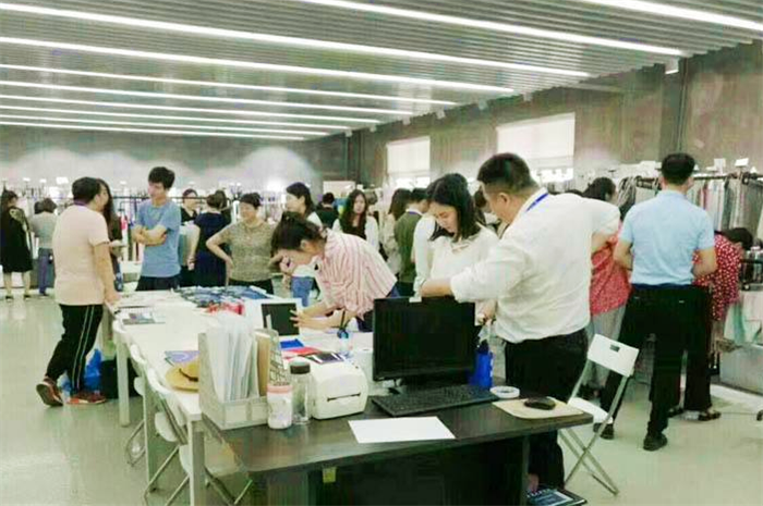热烈祝贺2019第17届宁波国际纺织面料、辅料及纱线展览会在宁波国际会展中心隆重开幕! 热烈祝贺2019第17届宁波国际纺织面料、辅料及纱线展览会在宁波国际会展中心隆重开幕!