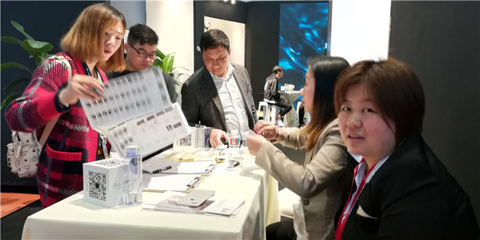 2019第二十一届中国国际地面材料及铺装技术展览会在上海新国际博览中心隆重开幕! 2019第二十一届中国国际地面材料及铺装技术展览会在上海新国际博览中心隆重开幕!
