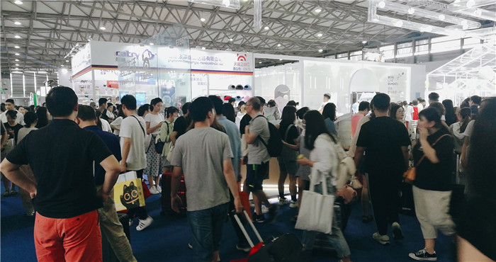 热烈祝贺2019第二十二届亚洲宠物展览会于2019年8月21日-8月25日在上海新国际博览中心隆重开幕! 热烈祝贺2019第二十二届亚洲宠物展览会于2019年8月21日-8月25日在上海新国际博览中心隆重开幕!
