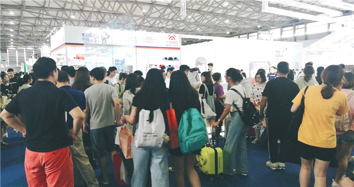 热烈祝贺2019第二十二届亚洲宠物展览会于2019年8月21日-8月25日在上海新国际博览中心隆重开幕! 热烈祝贺2019第二十二届亚洲宠物展览会于2019年8月21日-8月25日在上海新国际博览中心隆重开幕!