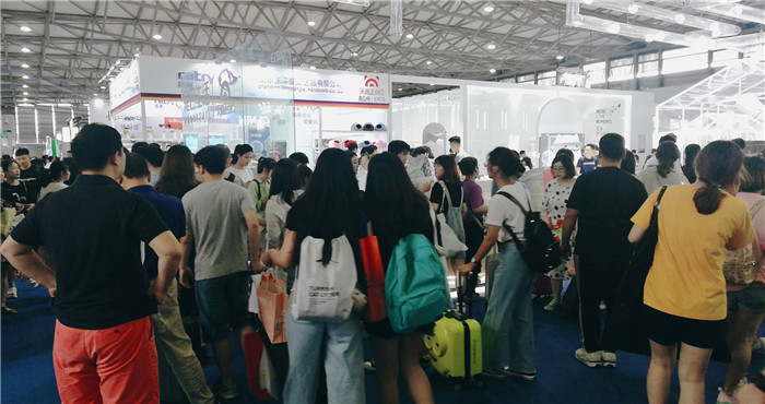 热烈祝贺2019第二十二届亚洲宠物展览会于2019年8月21日-8月25日在上海新国际博览中心隆重开幕! 热烈祝贺2019第二十二届亚洲宠物展览会于2019年8月21日-8月25日在上海新国际博览中心隆重开幕!