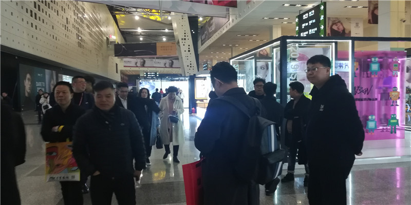 第十九届中国(上海)国际眼镜业展览会 THE19”CHlNA (SHANGHAⅠ)lNTERNATⅠONAL OPTlCS FAIR 2019年2月21-23日在上海世博会展馆隆重举行 第十九届中国(上海)国际眼镜业展览会 THE19”CHlNA (SHANGHAⅠ)lNTERNATⅠONAL OPTlCS FAIR 2019年2月21-23日在上海世博会展馆隆重举行