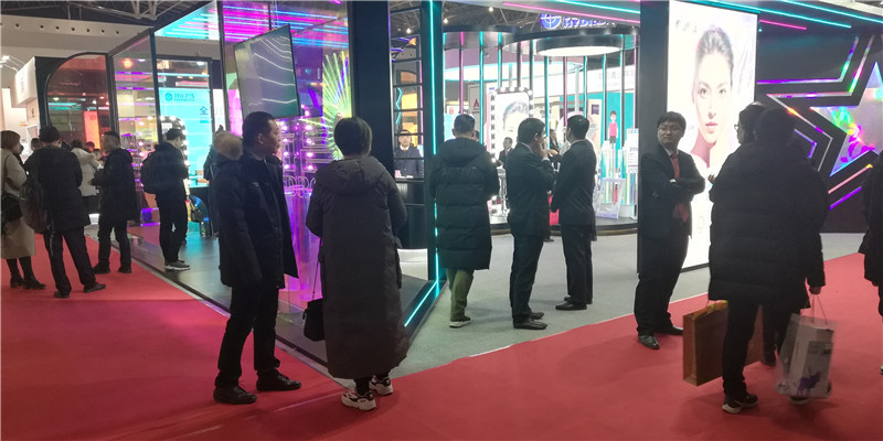 第十九届中国(上海)国际眼镜业展览会 THE19”CHlNA (SHANGHAⅠ)lNTERNATⅠONAL OPTlCS FAIR 2019年2月21-23日在上海世博会展馆隆重举行 第十九届中国(上海)国际眼镜业展览会 THE19”CHlNA (SHANGHAⅠ)lNTERNATⅠONAL OPTlCS FAIR 2019年2月21-23日在上海世博会展馆隆重举行