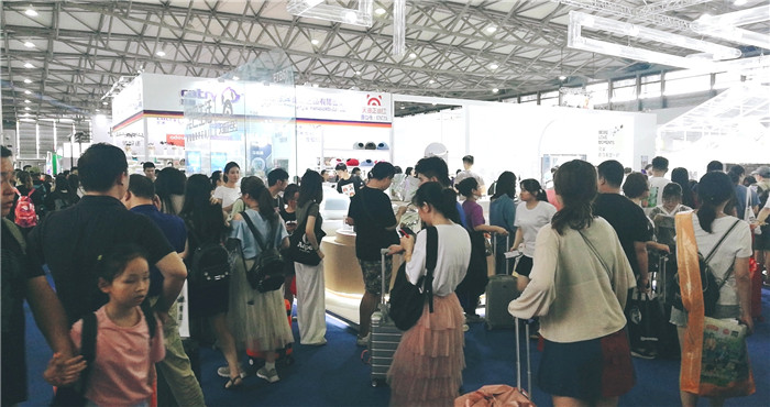 热烈祝贺2019第二十二届亚洲宠物展览会于2019年8月21日-8月25日在上海新国际博览中心隆重开幕! 热烈祝贺2019第二十二届亚洲宠物展览会于2019年8月21日-8月25日在上海新国际博览中心隆重开幕!