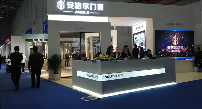 2019第二十一届中国国际地面材料及铺装技术展览会在上海新国际博览中心隆重开幕! 2019第二十一届中国国际地面材料及铺装技术展览会在上海新国际博览中心隆重开幕!