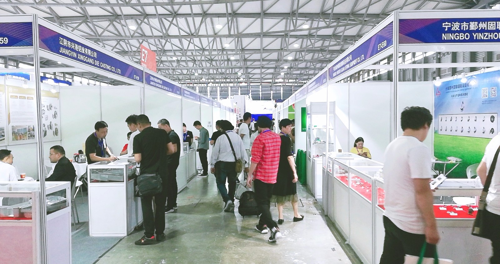 热烈祝贺2019中国国际缝纫设备展在上海新国际博览中心隆重开幕! 热烈祝贺2019中国国际缝纫设备展在上海新国际博览中心隆重开幕!