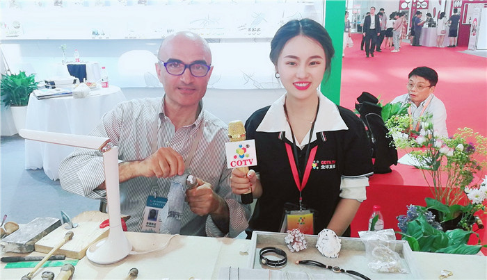 2019首届中国-中东欧国家博览会暨十八届日用消费品博览会在宁波国际会展中心隆重开幕! 2019首届中国-中东欧国家博览会暨十八届日用消费品博览会在宁波国际会展中心隆重开幕!