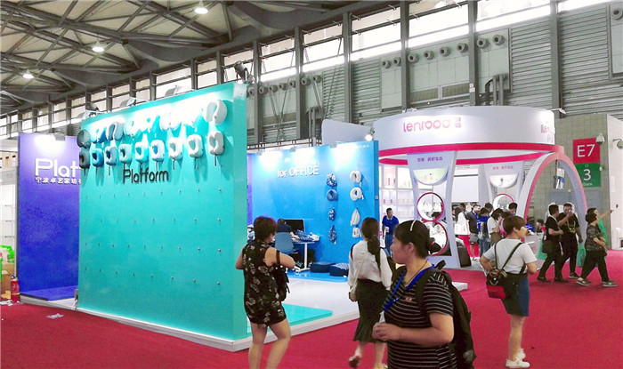 热烈祝贺2019第113届中国日用百货商品交易会在上海新国际博览中心隆重开幕! 热烈祝贺2019第113届中国日用百货商品交易会在上海新国际博览中心隆重开幕!