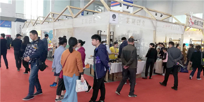 2019第四届中国(宁波)特色文化产业博览会于2019年4月12日---4月14日在宁波国际会展中心隆重开幕! 2019第四届中国(宁波)特色文化产业博览会于2019年4月12日---4月14日在宁波国际会展中心隆重开幕!