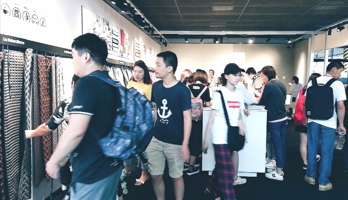 热烈祝贺2019第二十五中国国际家具展览会在上海新国际博览中心隆重开幕! 热烈祝贺2019第二十五中国国际家具展览会在上海新国际博览中心隆重开幕!