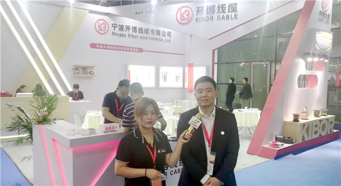 第十三届(2019)国际太阳能光伏与智慧能源(上海)展览会在上海新国际博览中心隆重开幕! 第十三届(2019)国际太阳能光伏与智慧能源(上海)展览会在上海新国际博览中心隆重开幕!