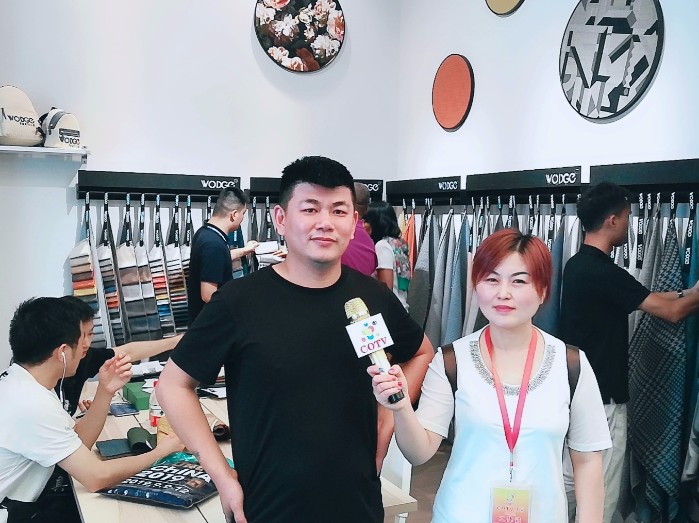 热烈祝贺2019第二十五中国国际家具展览会在上海新国际博览中心隆重开幕! 热烈祝贺2019第二十五中国国际家具展览会在上海新国际博览中心隆重开幕!