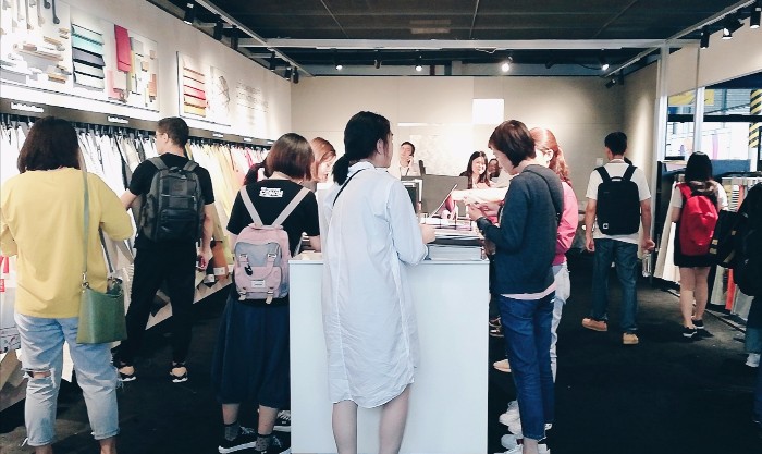 热烈祝贺2019第二十五中国国际家具展览会在上海新国际博览中心隆重开幕! 热烈祝贺2019第二十五中国国际家具展览会在上海新国际博览中心隆重开幕!