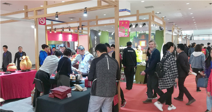 2019第四届中国(宁波)特色文化产业博览会于2019年4月12日---4月14日在宁波国际会展中心隆重开幕! 2019第四届中国(宁波)特色文化产业博览会于2019年4月12日---4月14日在宁波国际会展中心隆重开幕!