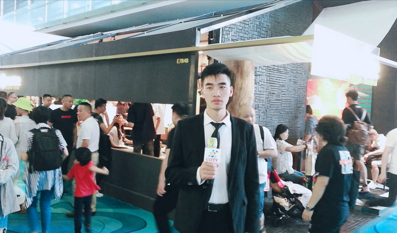 热烈祝贺2019第二十五中国国际家具展览会在上海新国际博览中心隆重开幕! 热烈祝贺2019第二十五中国国际家具展览会在上海新国际博览中心隆重开幕!