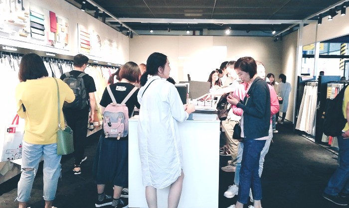热烈祝贺2019第二十五中国国际家具展览会在上海新国际博览中心隆重开幕! 热烈祝贺2019第二十五中国国际家具展览会在上海新国际博览中心隆重开幕!