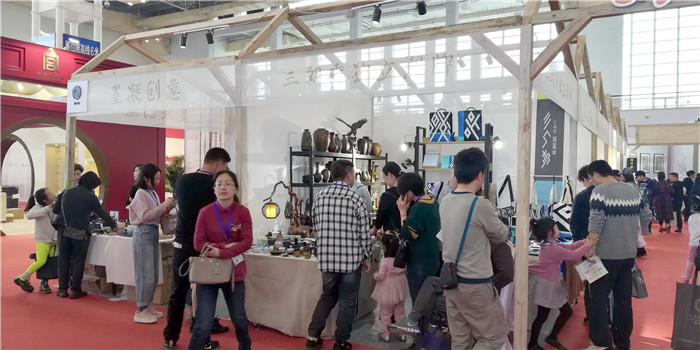 2019第四届中国(宁波)特色文化产业博览会于2019年4月12日---4月14日在宁波国际会展中心隆重开幕! 2019第四届中国(宁波)特色文化产业博览会于2019年4月12日---4月14日在宁波国际会展中心隆重开幕!