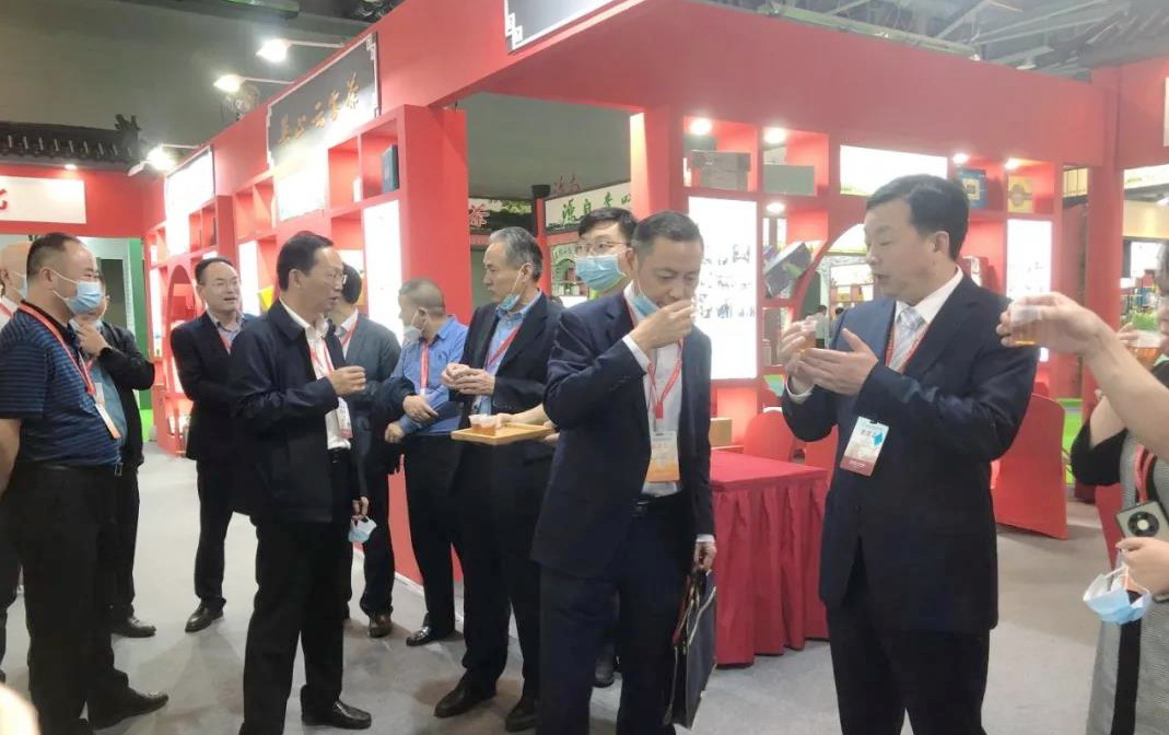 热烈祝贺2021第四届中国国际茶叶博览会于2021年5月21日-5月25日在杭州国际博览中心隆重开幕!COTV大号会展为您现场发布! 热烈祝贺2021第四届中国国际茶叶博览会于2021年5月21日-5月25日在杭州国际博览中心隆重开幕!COTV大号会展为您现场发布!