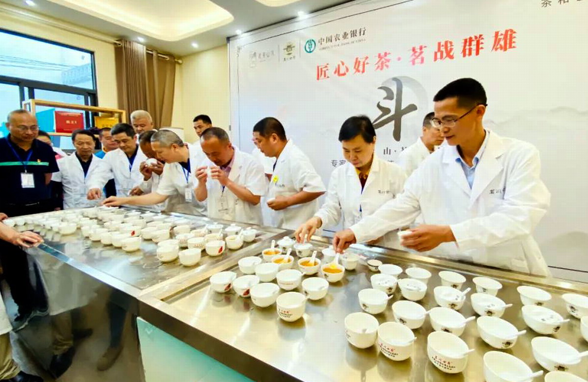 热烈祝贺2021第四届中国国际茶叶博览会于2021年5月21日-5月25日在杭州国际博览中心隆重开幕!COTV大号会展为您现场发布! 热烈祝贺2021第四届中国国际茶叶博览会于2021年5月21日-5月25日在杭州国际博览中心隆重开幕!COTV大号会展为您现场发布!