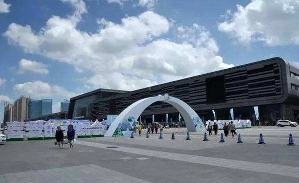 2022贵州餐饮食材供应链展览会于2022年08月13日-15日在中国贵阳国际会展中心盛大开幕！COTV全球直播、中网市场、大号会展现场发布！