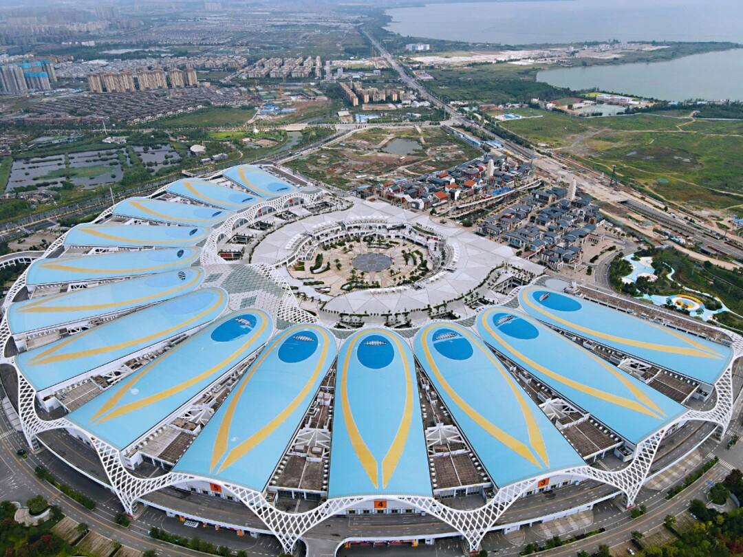 2022第十三届云南国际建筑及装饰材料博览会将于2022-08-22-24日在云南滇池国际会展中心隆重开幕！COTV全球直播、中网市场、大号商城、大号会展专场发布！