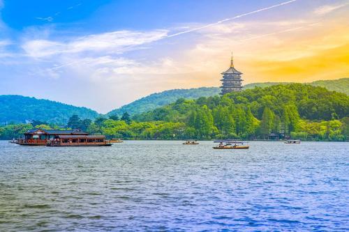 2022第13届上海国际餐饮食材展览会于2022年09月26日-09月27日在中国杭州国际博览中心隆重开幕!来自各地的餐饮及食材供应企业前来参展!COTV全球直播,中网市场、大号会展现场发布! 2022第13届上海国际餐饮食材展览会于2022年09月26日-09月27日在中国杭州国际博览中心隆重开幕!来自各地的餐饮及食材供应企业前来参展!COTV全球直播,中网市场、大号会展现场发布!
