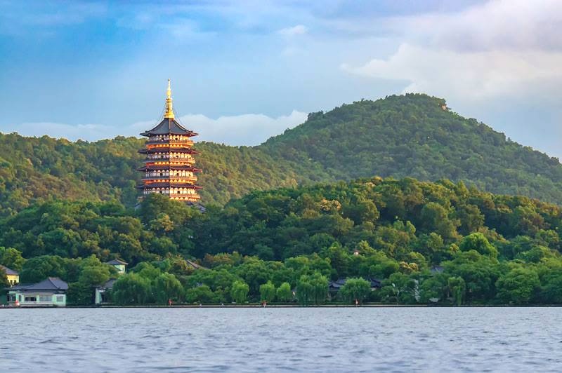 2022第13届上海国际餐饮食材展览会于2022年09月26日-09月27日在中国杭州国际博览中心隆重开幕!来自各地的餐饮及食材供应企业前来参展!COTV全球直播,中网市场、大号会展现场发布! 2022第13届上海国际餐饮食材展览会于2022年09月26日-09月27日在中国杭州国际博览中心隆重开幕!来自各地的餐饮及食材供应企业前来参展!COTV全球直播,中网市场、大号会展现场发布!