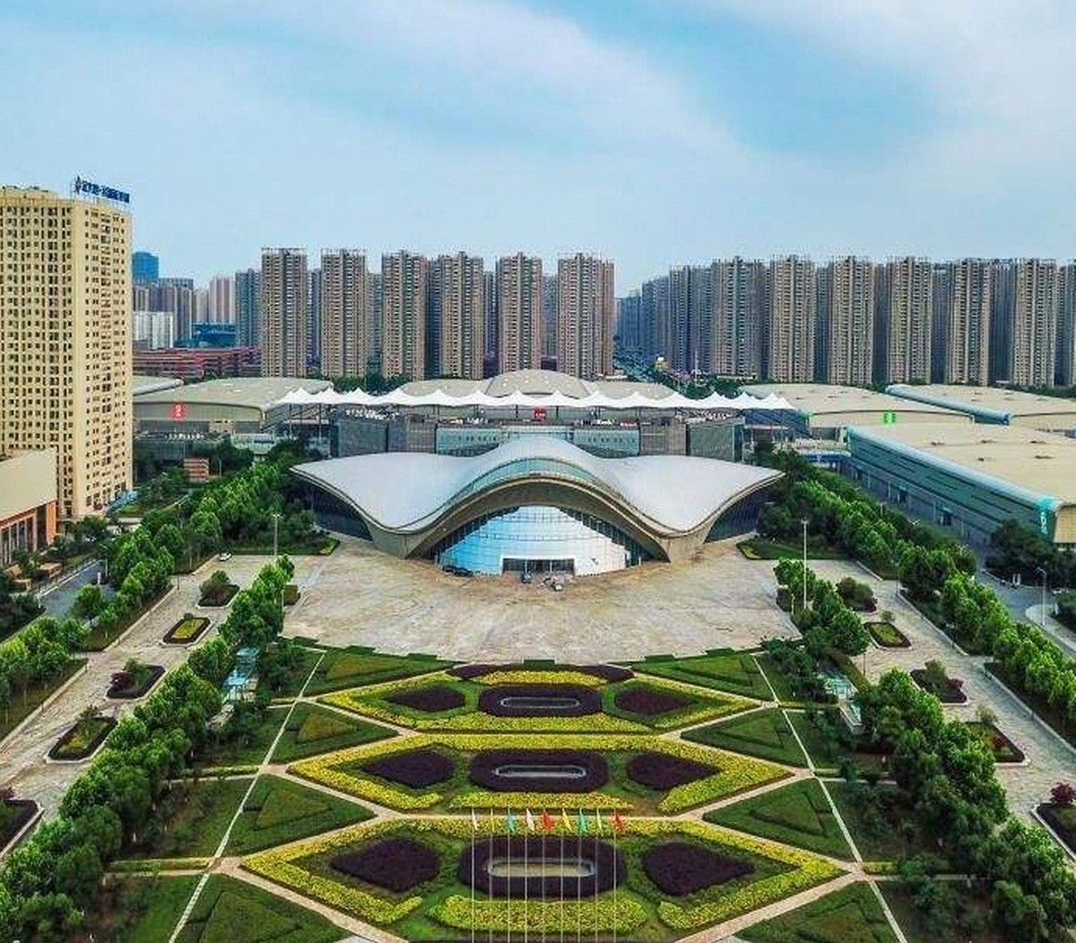 2022世界制造业大会在中国安徽省合肥市滨湖国际会展中心隆重开幕！COTV全球直播、中网市场、大号会展现场发布！