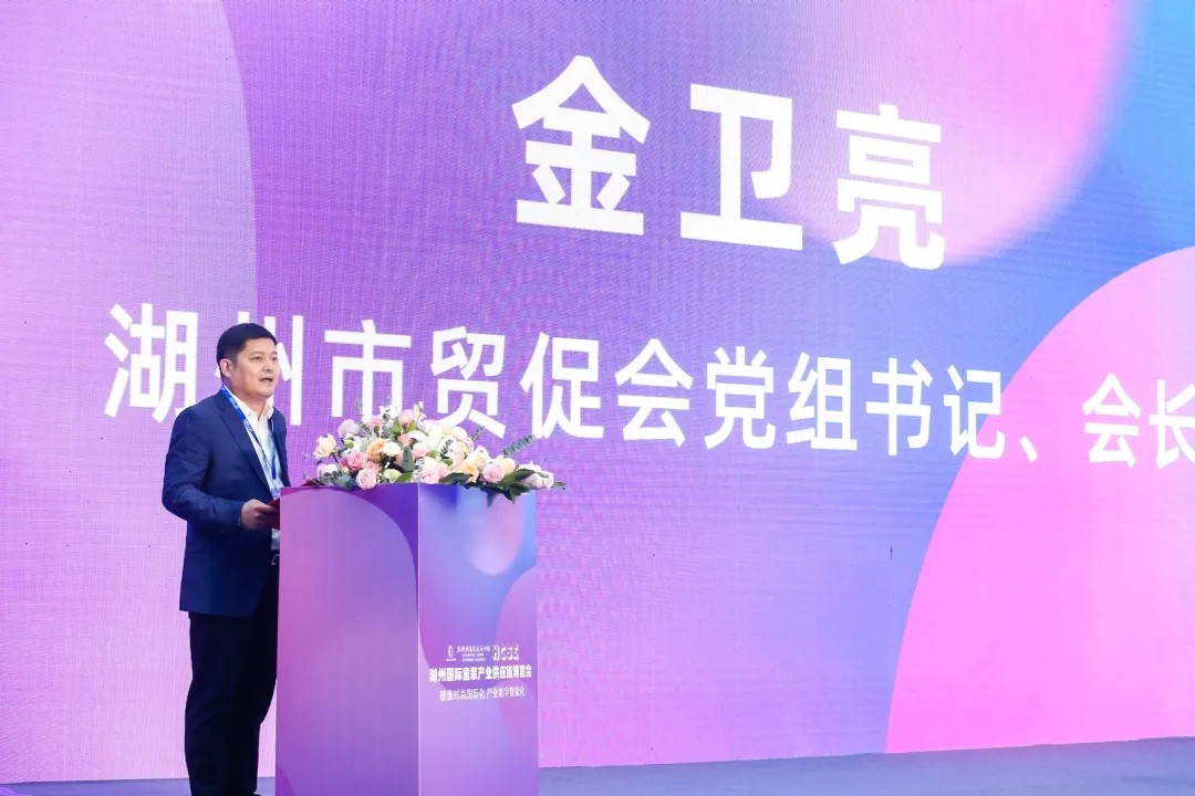 2022中国湖州国际童装产业供应链博览览会于2022年11月18日-20日在湖州织里文体中心盛大开幕！COTV全球直播、中网市场、大号会展现场发布！